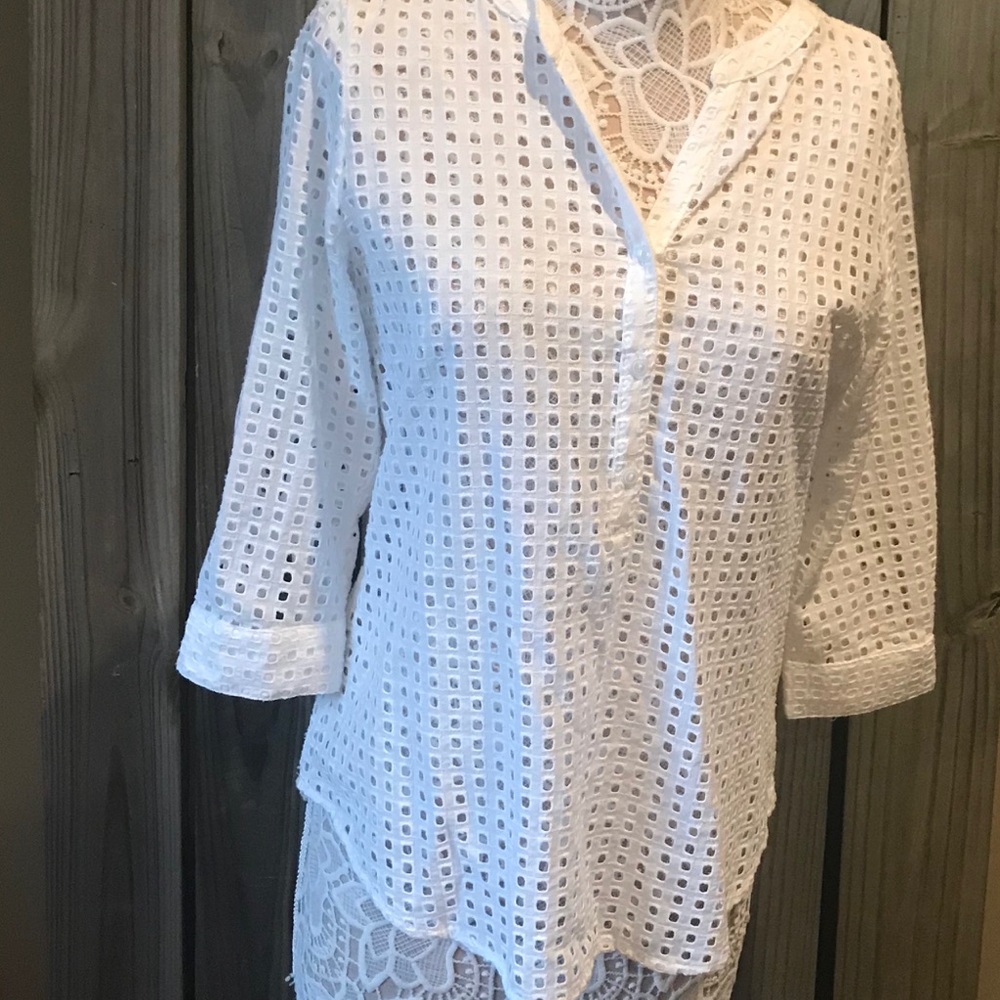 VGW-Liz Claiborne white  swim cover up 4/16$